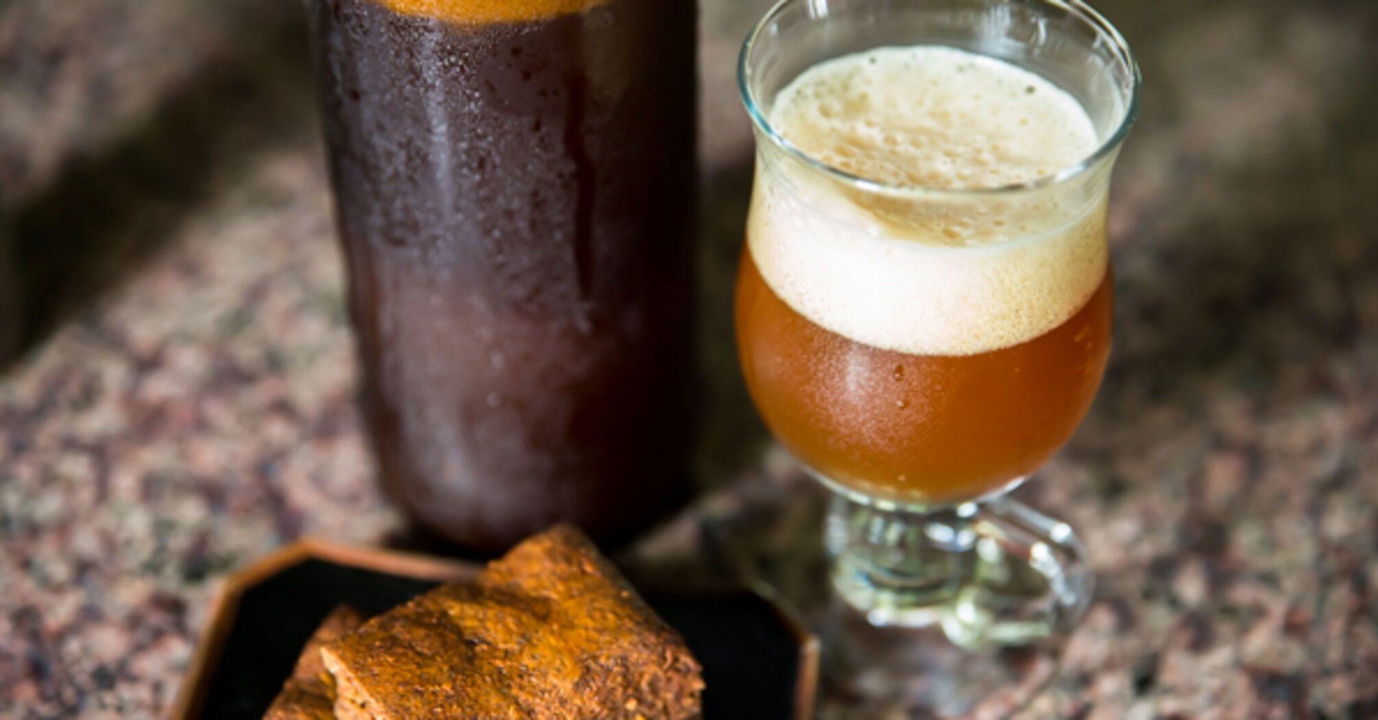 How to make real bread kvass at home: the simplest technology