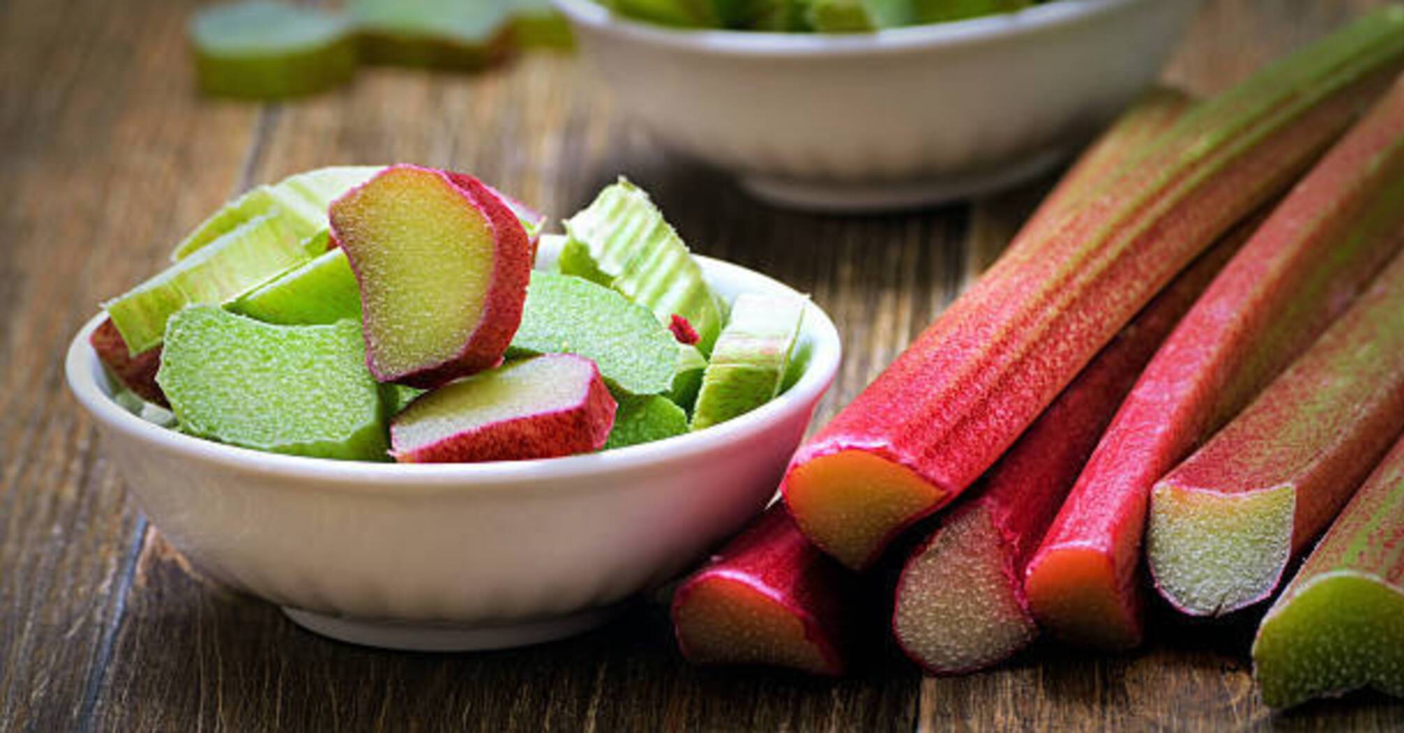 How to freeze rhubarb for the winter: an easy life hack