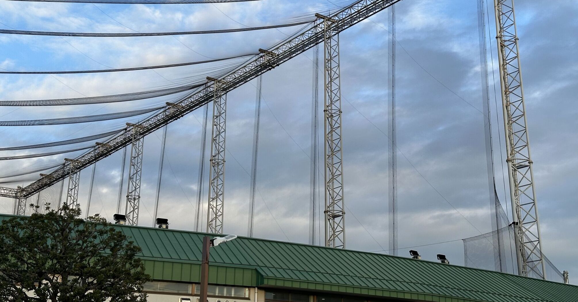 There are no safe places left in Russia: Moscow uses sports nets to protect the city from drones. Photo