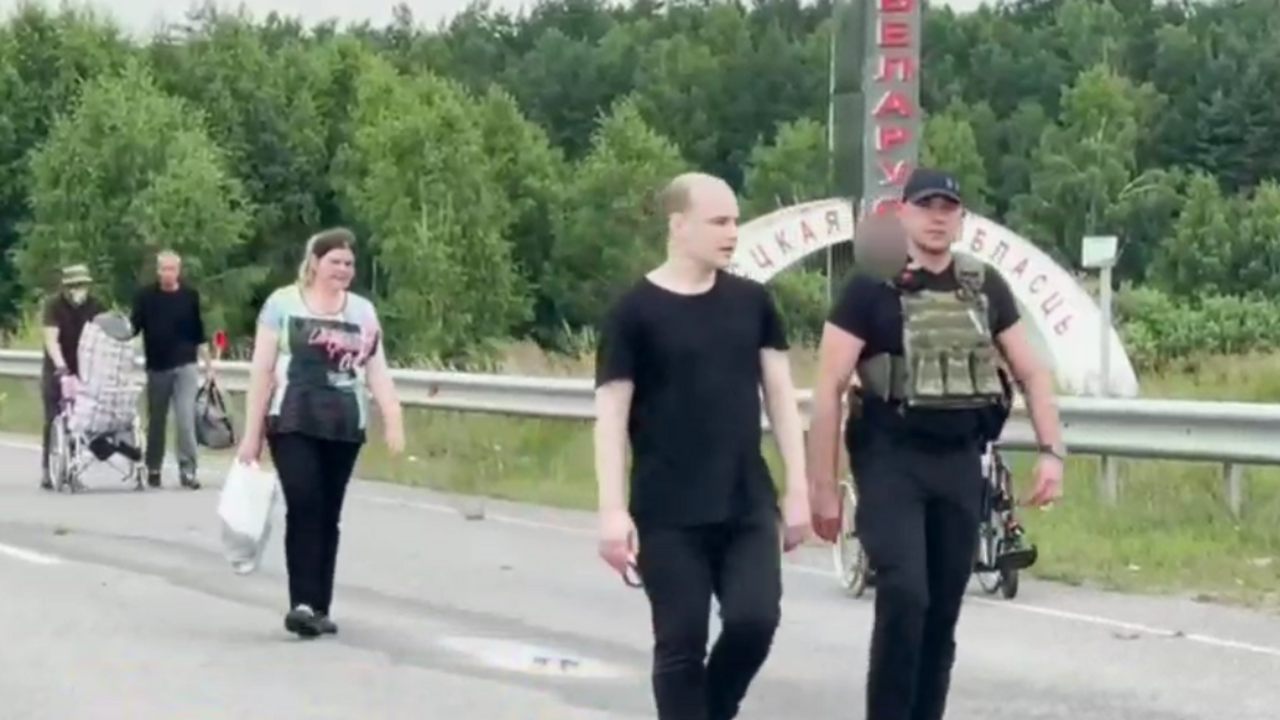 "The life of every Ukrainian is the highest value": SBU shows exclusive footage of prisoner exchange