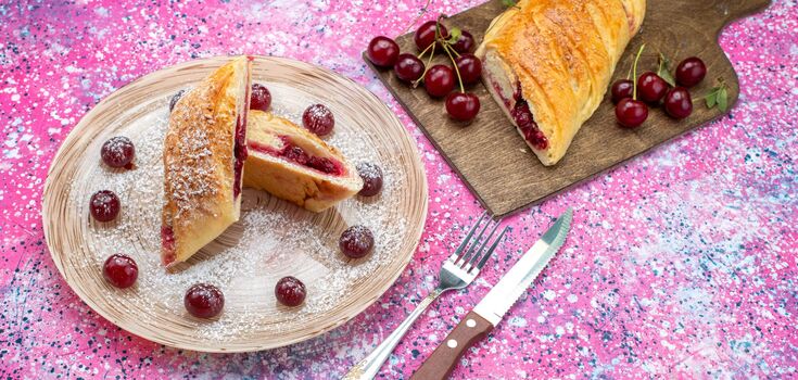 Strudel with cherries from phyllo dough: prepare an authentic Viennese dish in 10 minutes
