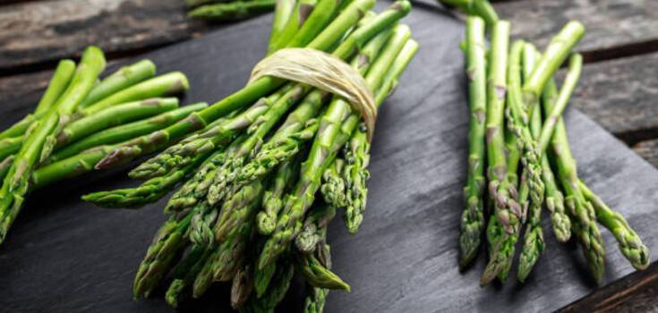 How to cook asparagus in a frying pan to make it healthy