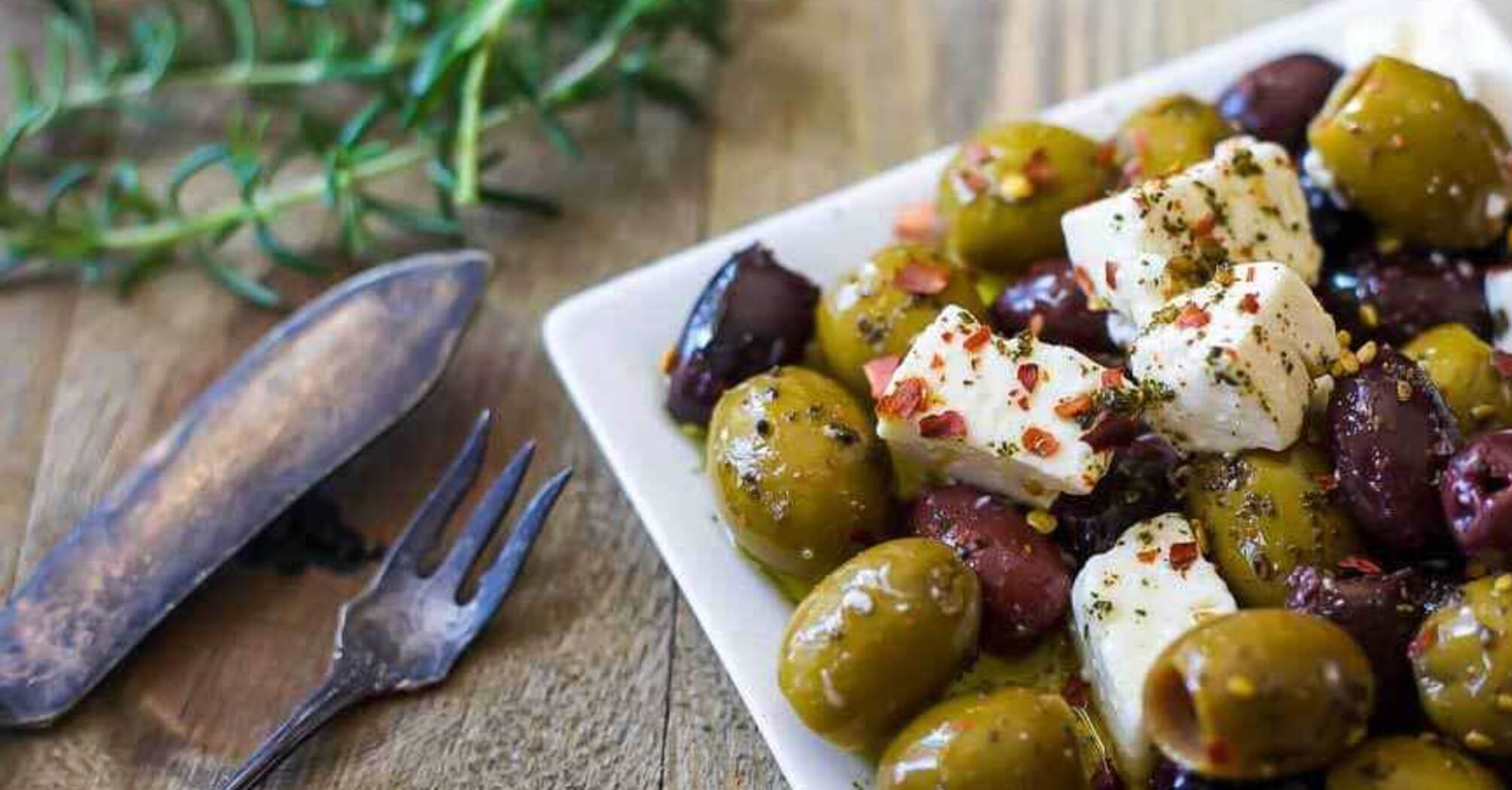 Pickled bryndza with olives: how to prepare an original summer appetizer instead of salads