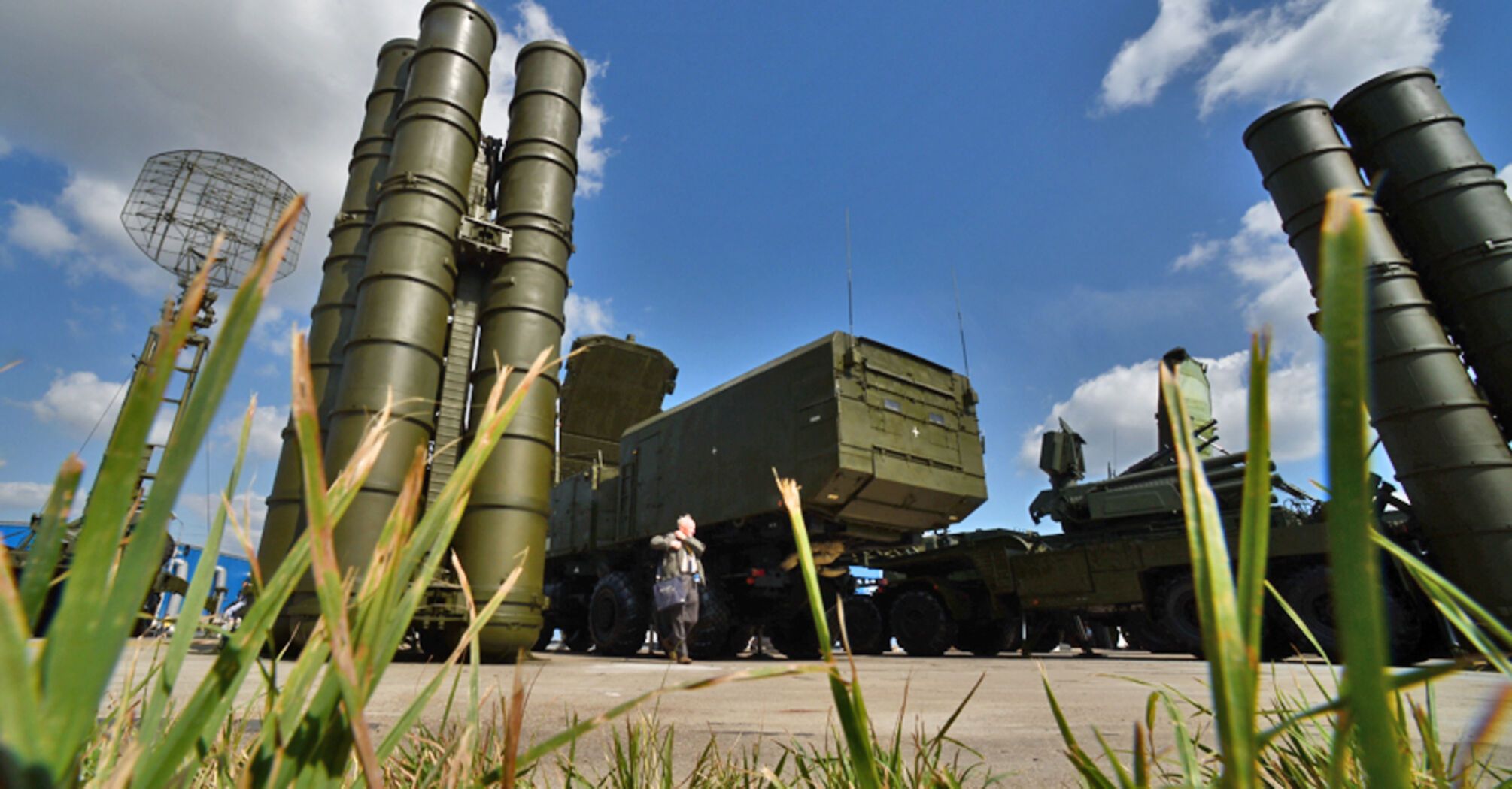 In Sevastopol, the occupiers have placed S-300 launchers between private houses: residents panic