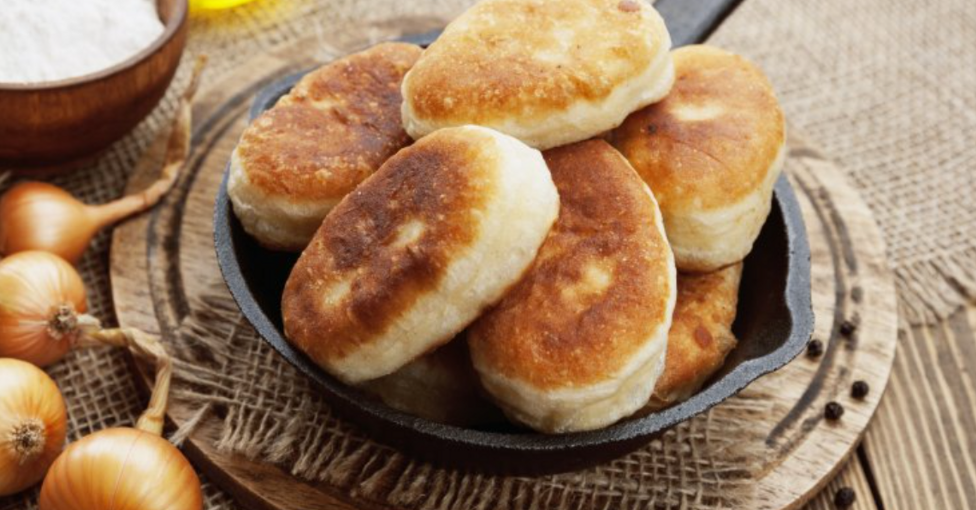 Tastier than a pie: fried pies with green onions and egg in 10 minutes