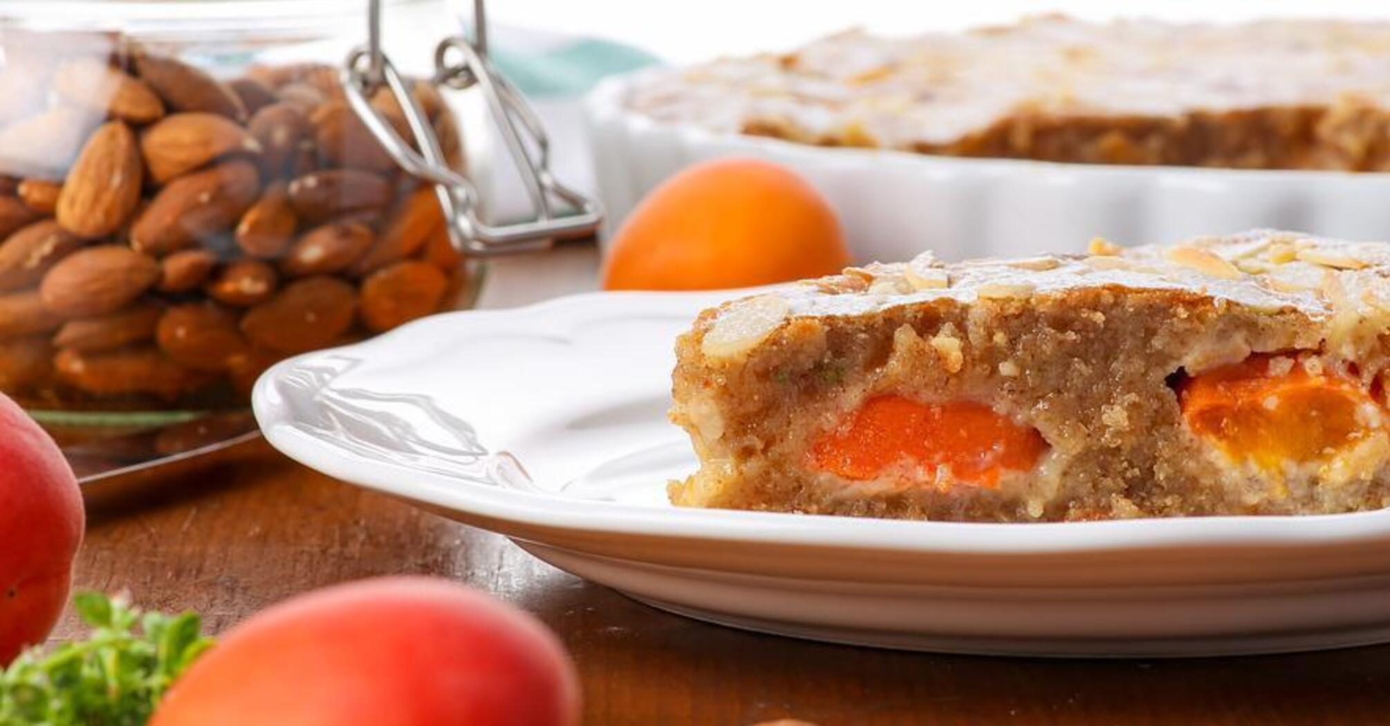 Apricot pie: a recipe for a successful shortcrust pastry