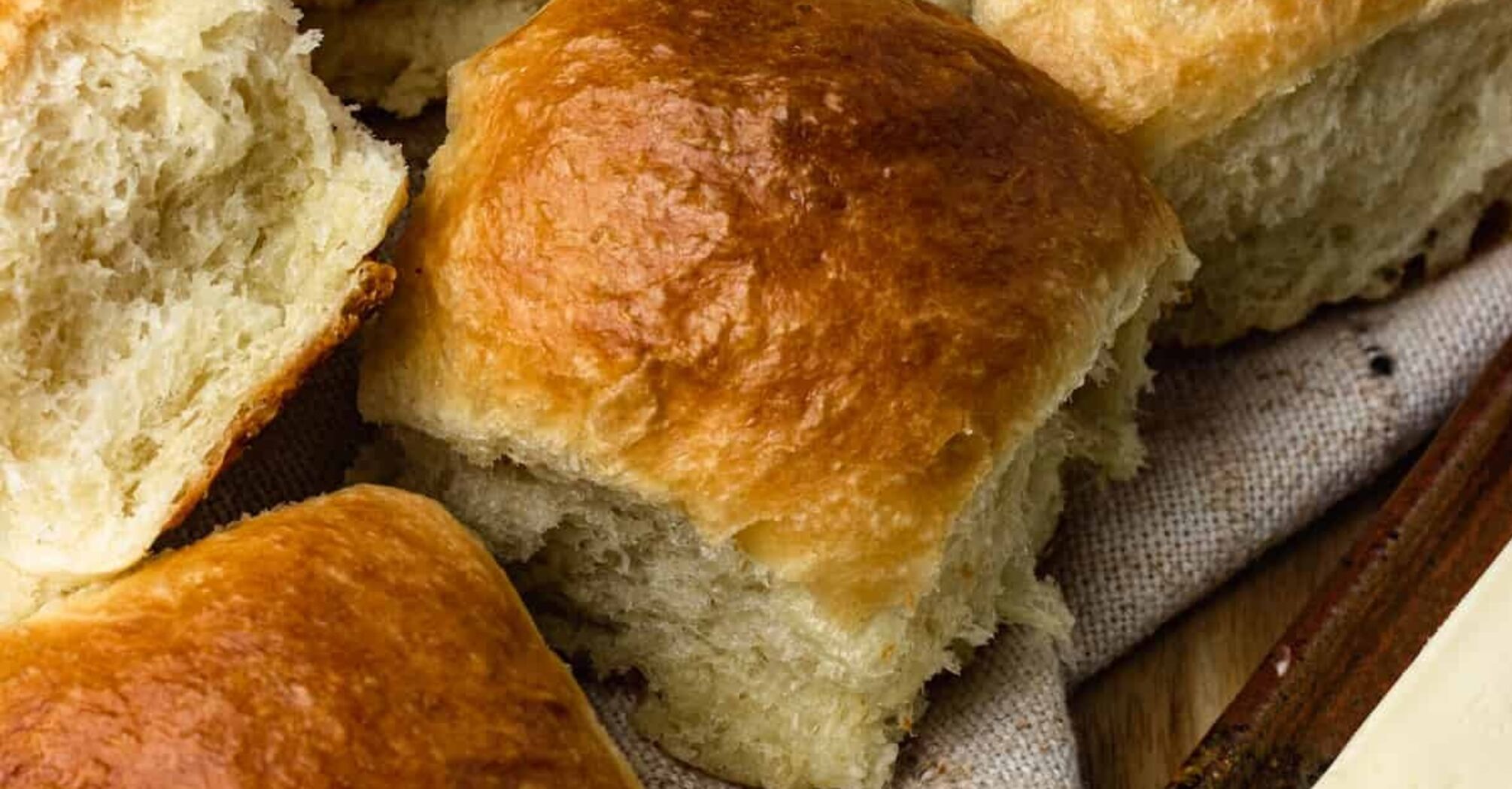 Buns that always turn out puffy: what dough is the best