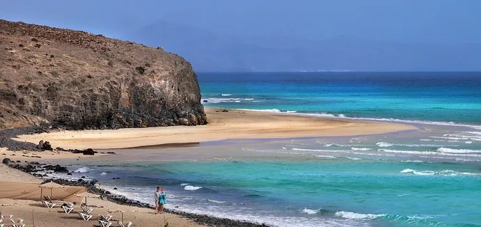 Сантьяго, Лиссабон, Канарские острова: куда стоит поехать этой весной