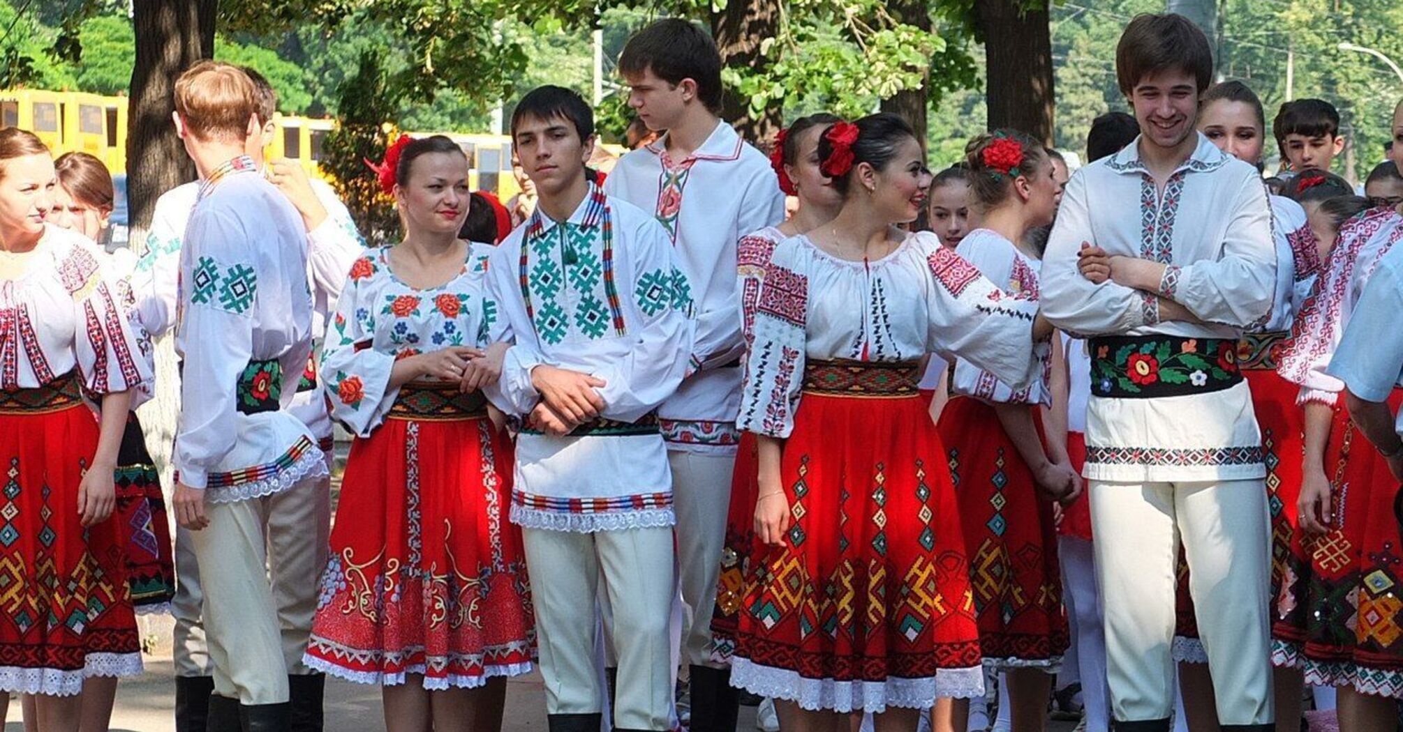 Найцікавіші сувеніри з Молдови: що привезти з собою на згадку