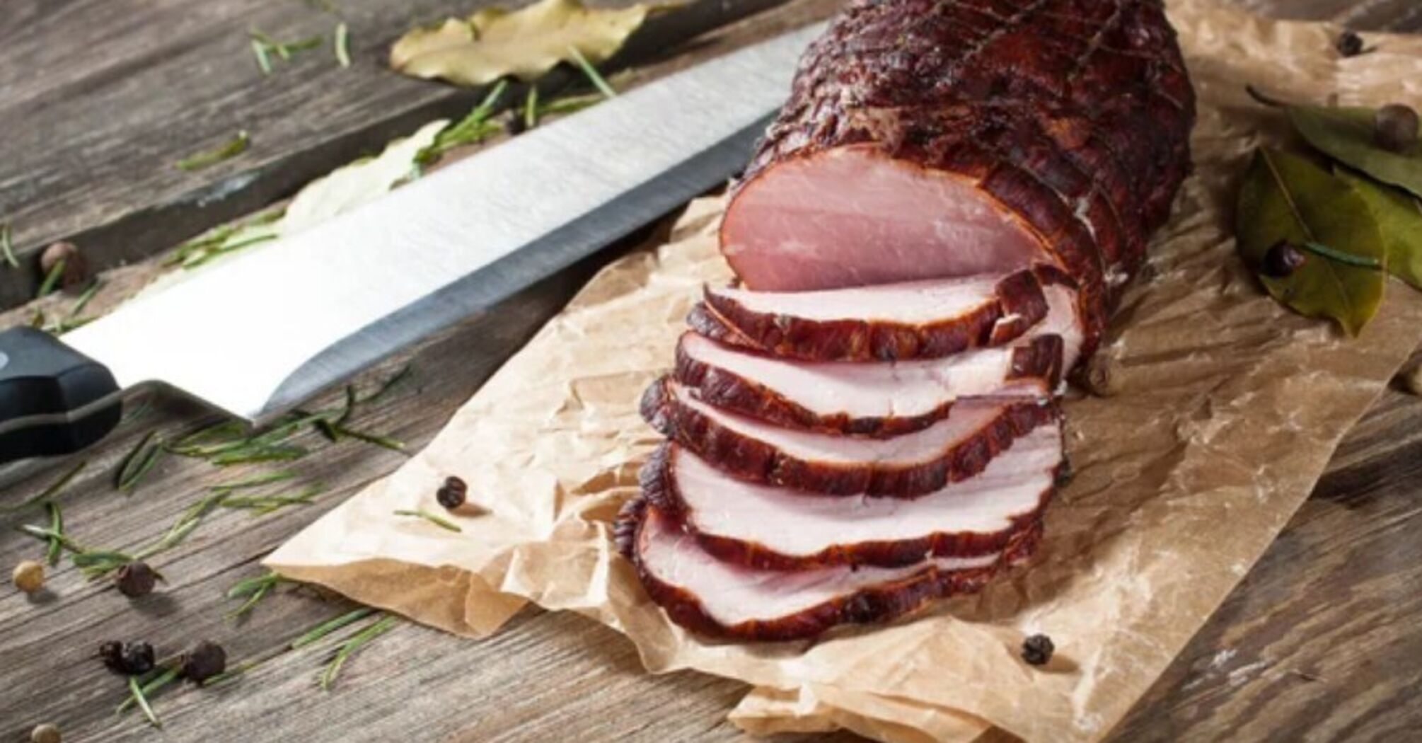 How to cook juicy homemade pork ham: we share the perfect technology