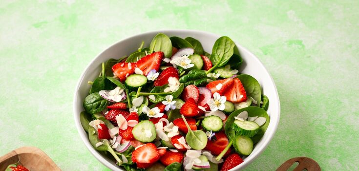 Strawberry and arugula salad: how to prepare the perfect summer dish