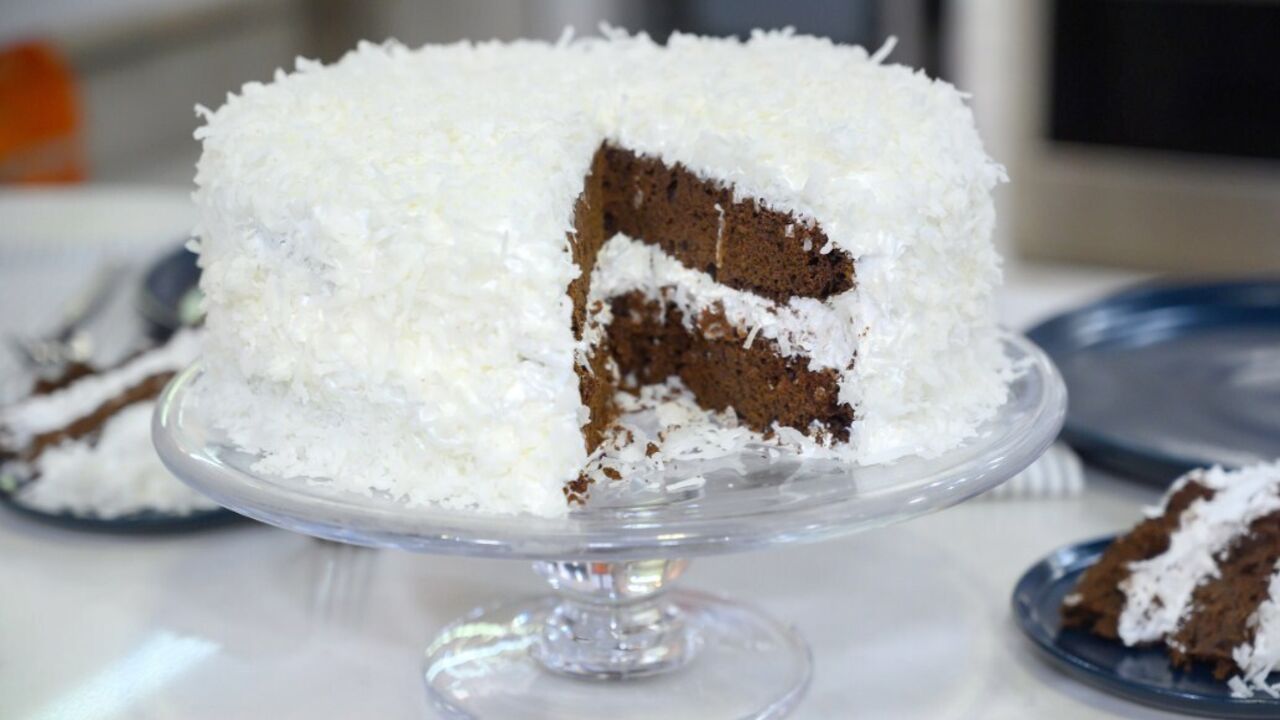 Spectacular coconut cake "Trio": with chocolate and vanilla sponge cake