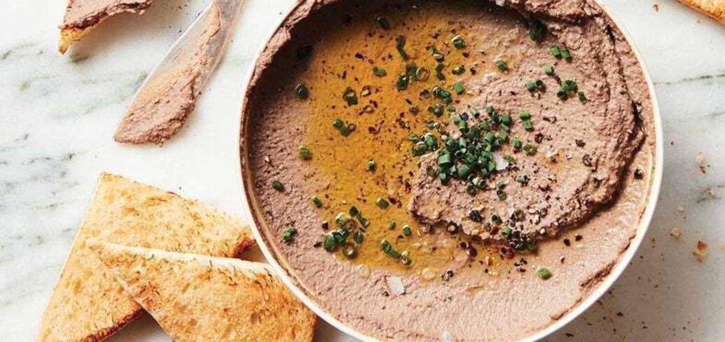 Tender chicken pate: better than any spread