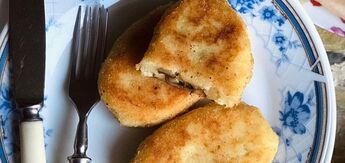 Homemade zrazy with mushrooms