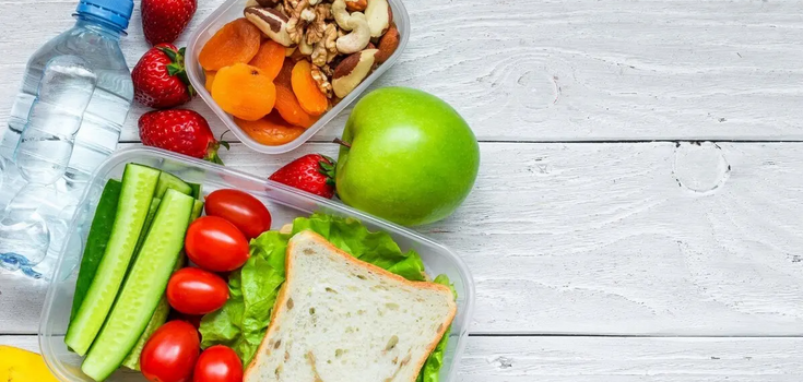 Що взяти в дорогу: п'ять найкращих продуктів для тривалої подорожі