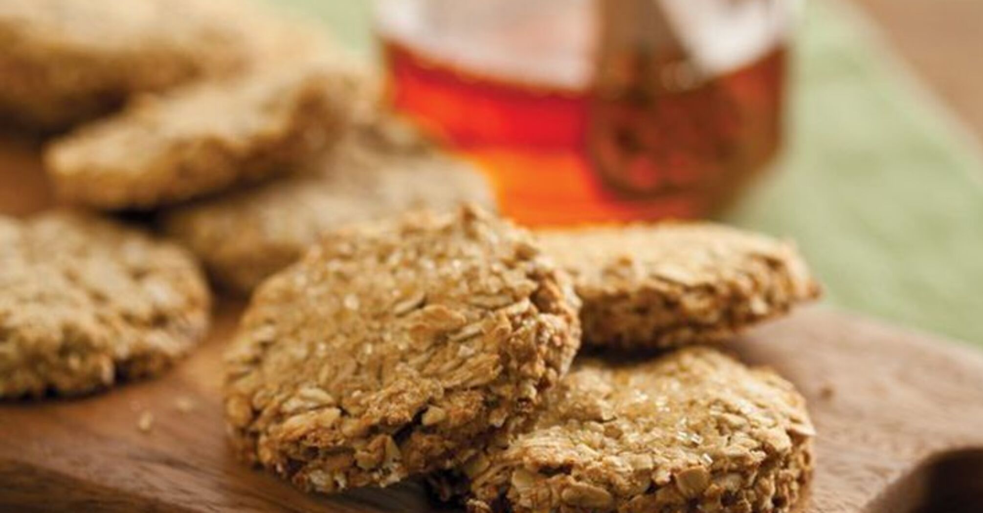 Cookies without flour and dairy: budget and healthy baking