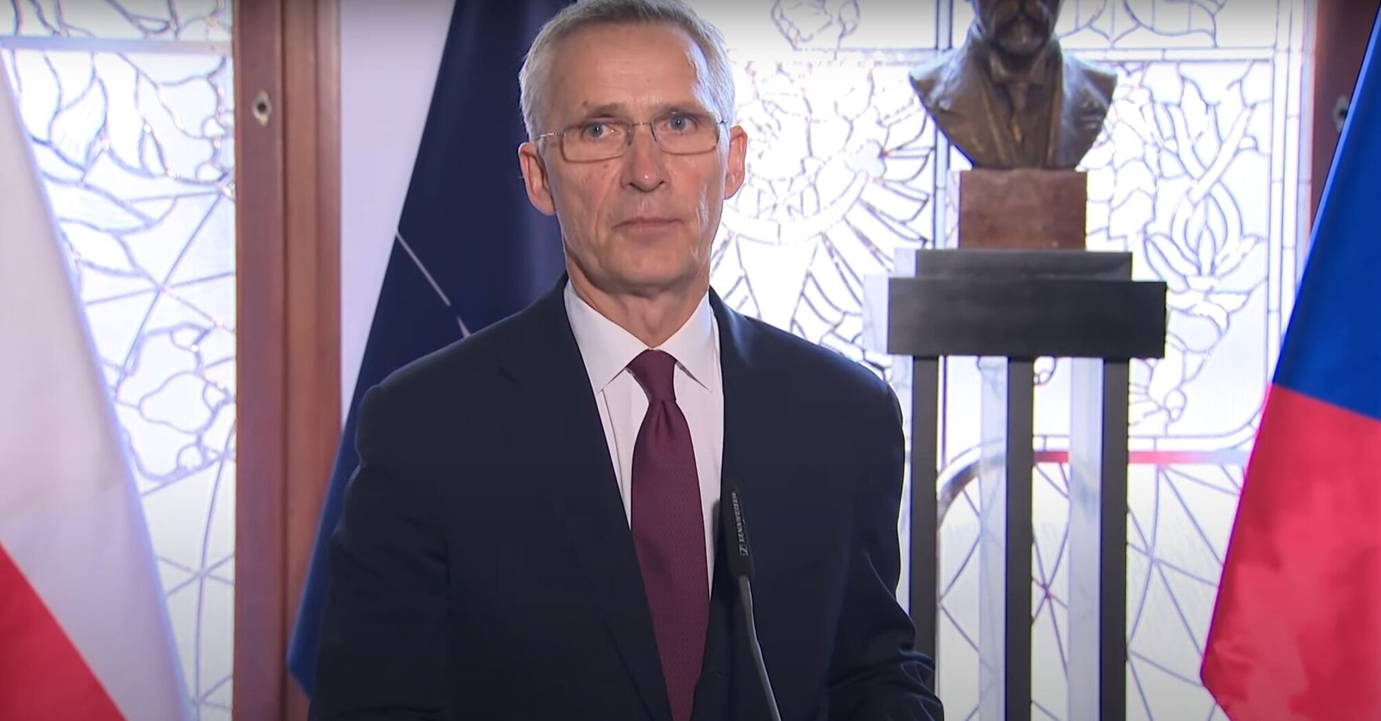 Jens Stoltenberg abandons the initial plan