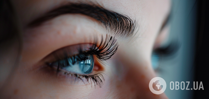 How to paint eyes in a mature age: basic tips
