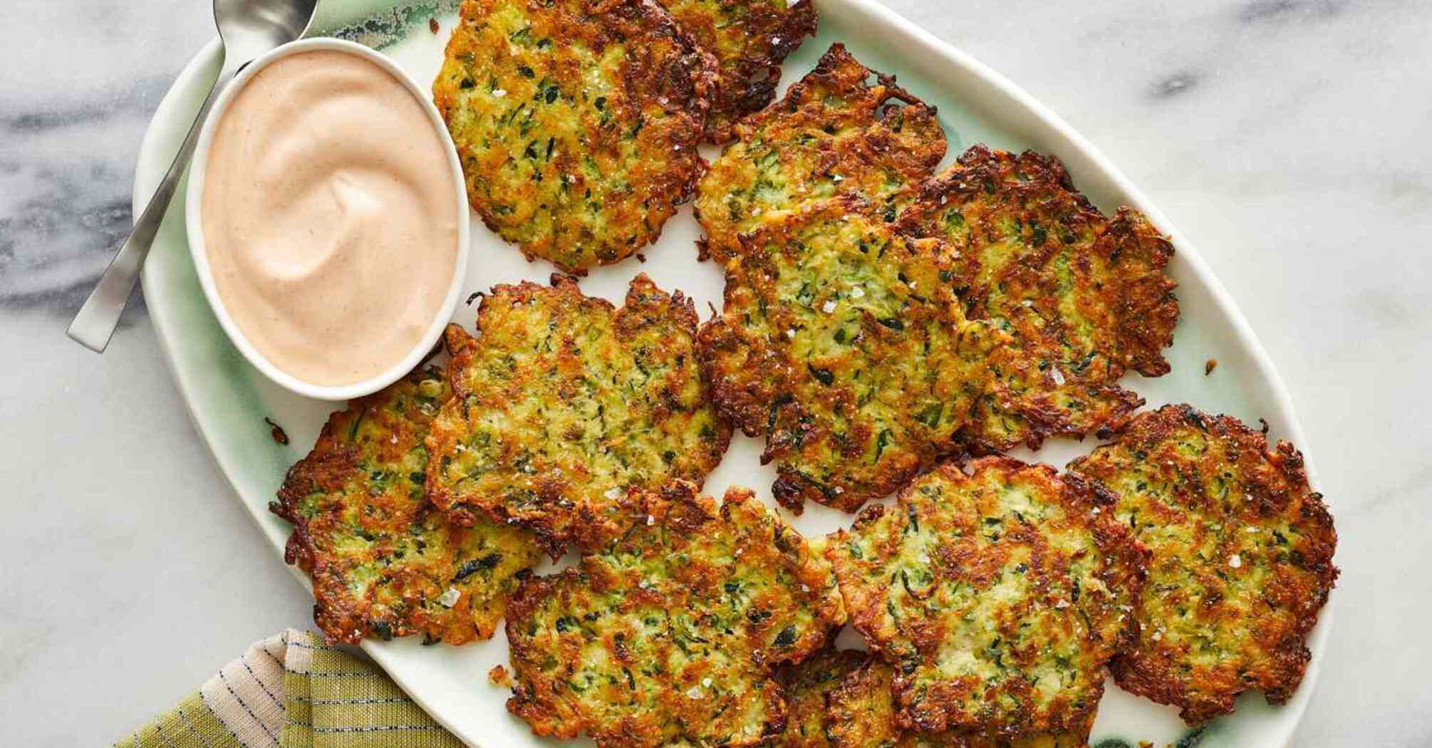 What to cook with zucchini that has been in the fridge for a long time: a very basic and budget dish