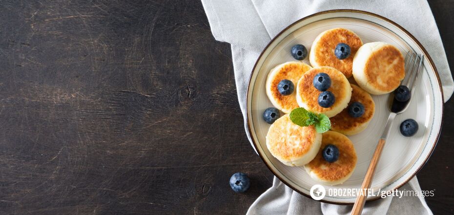 Oven syrniki without flour and sugar