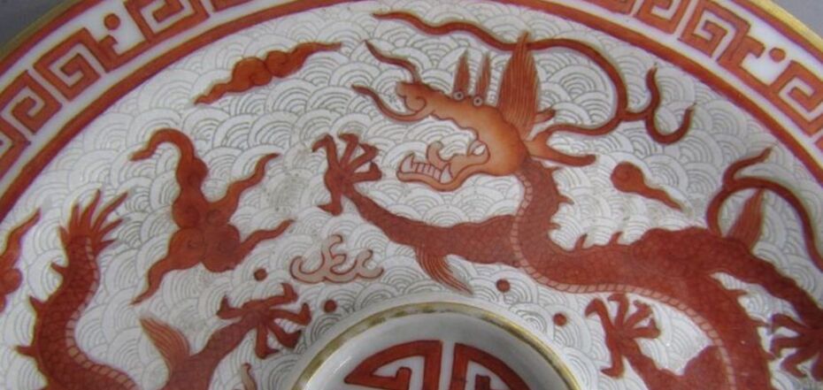 Porcelana została sprzedana za więcej niż przypuszczano