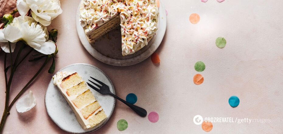 What can be made from leftover sponge cake