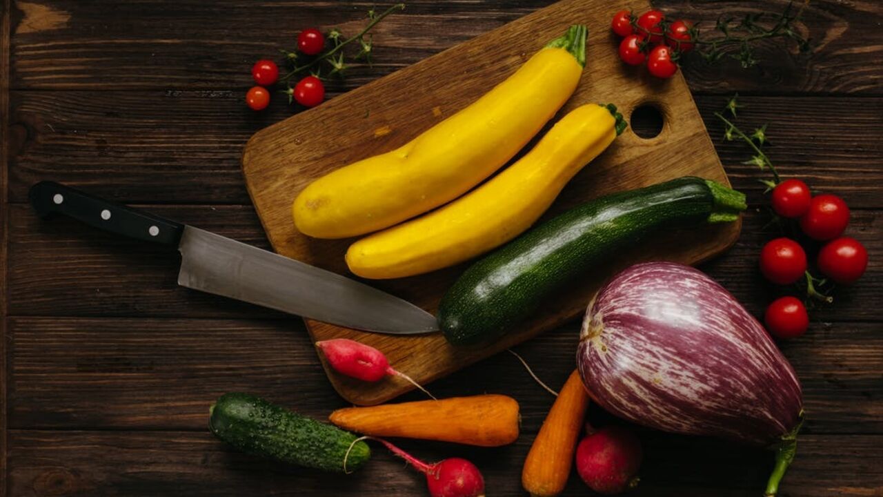 How to freeze zucchini for the winter: three ways