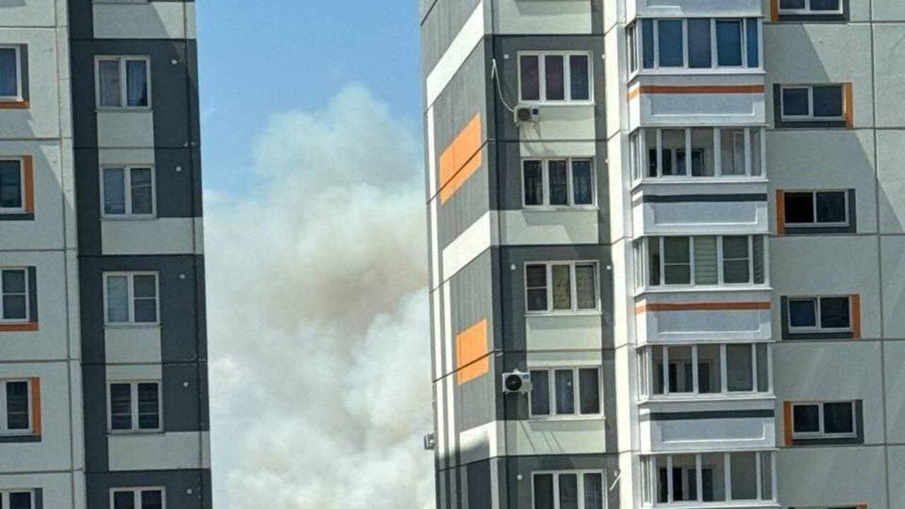 Explosions in occupied Mariupol: reports of an arrival near the airport. Photos and video