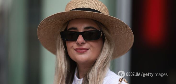 Designer names the accessory that visually rejuvenates every woman. Photo