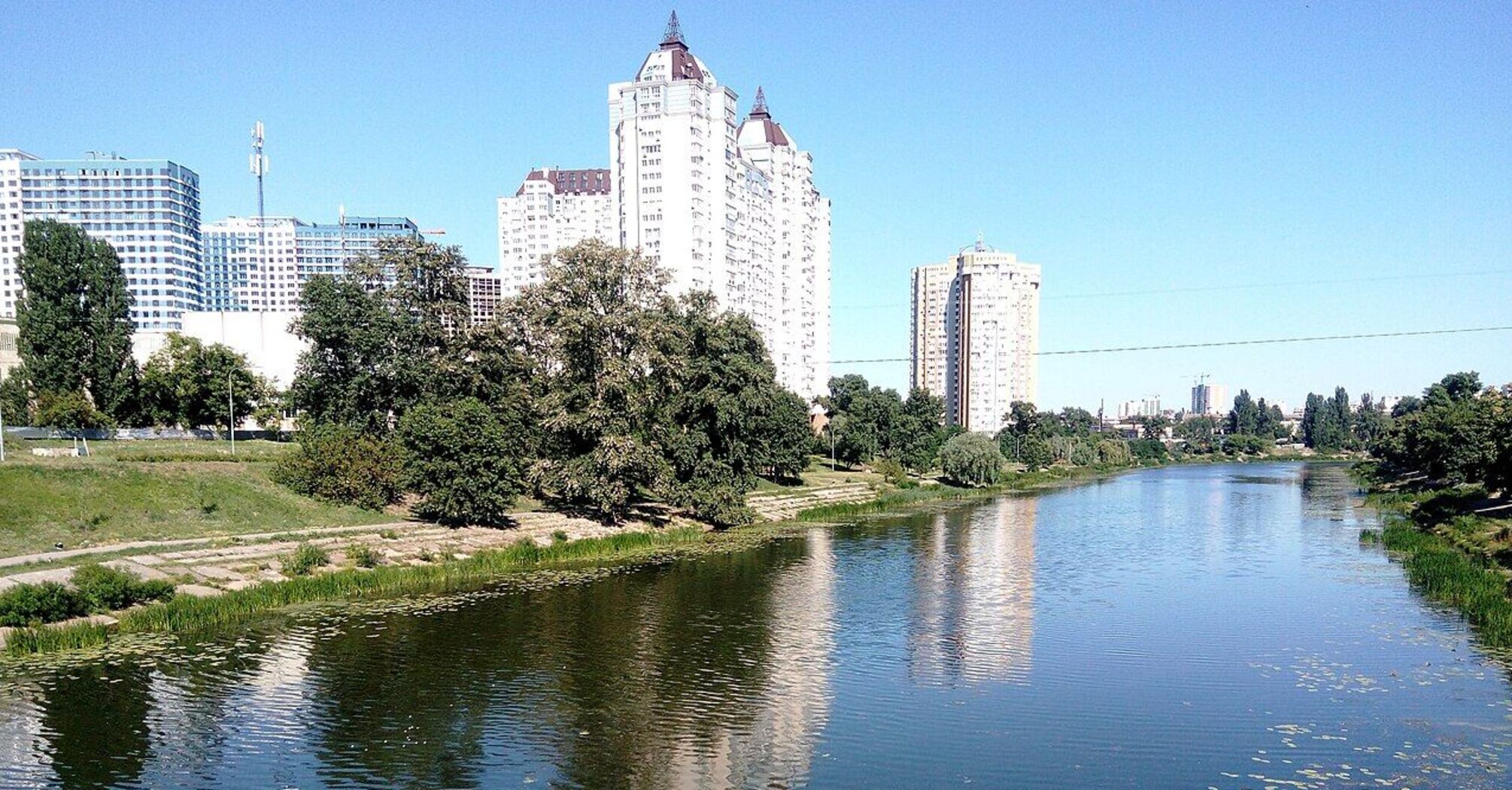 Rusaniwka nazywana jest "Kijowską Wenecją"