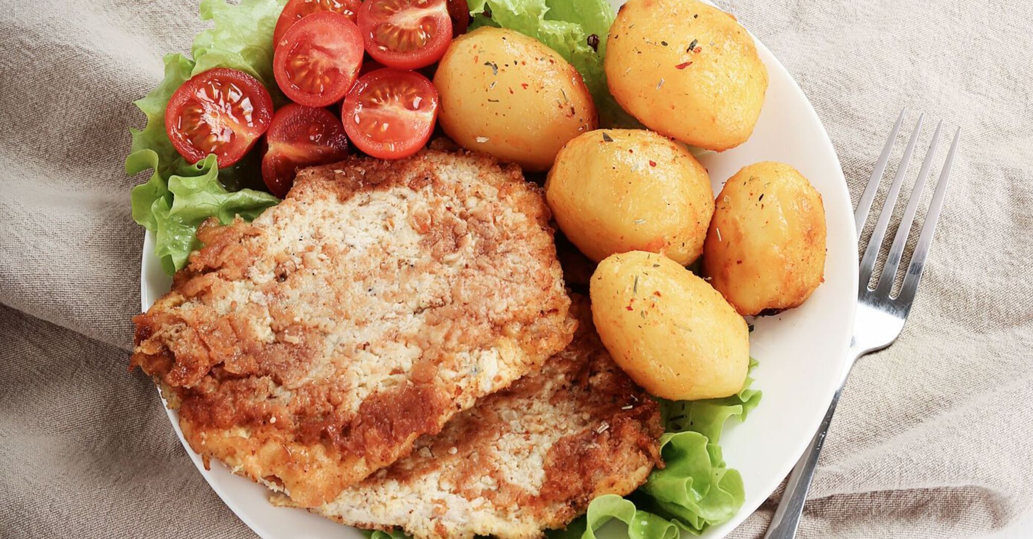 What seasonal ingredient to add to chopped cutlets to make them juicy: one little secret
