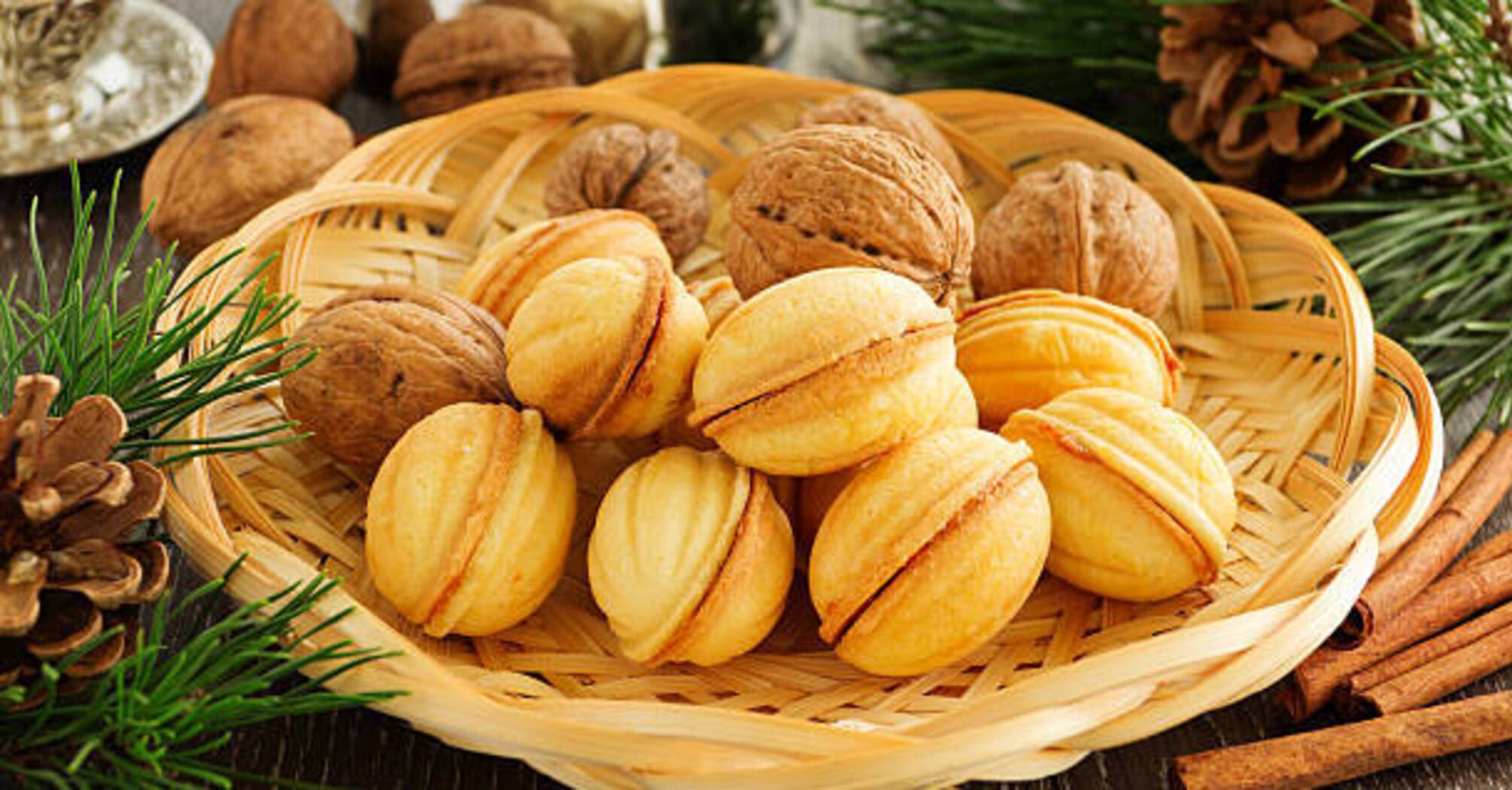 Nuts with condensed milk, like in childhood: making a dessert with margarine