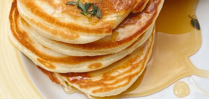 How to add kefir to pancake dough to make them fluffy: We share the technology
