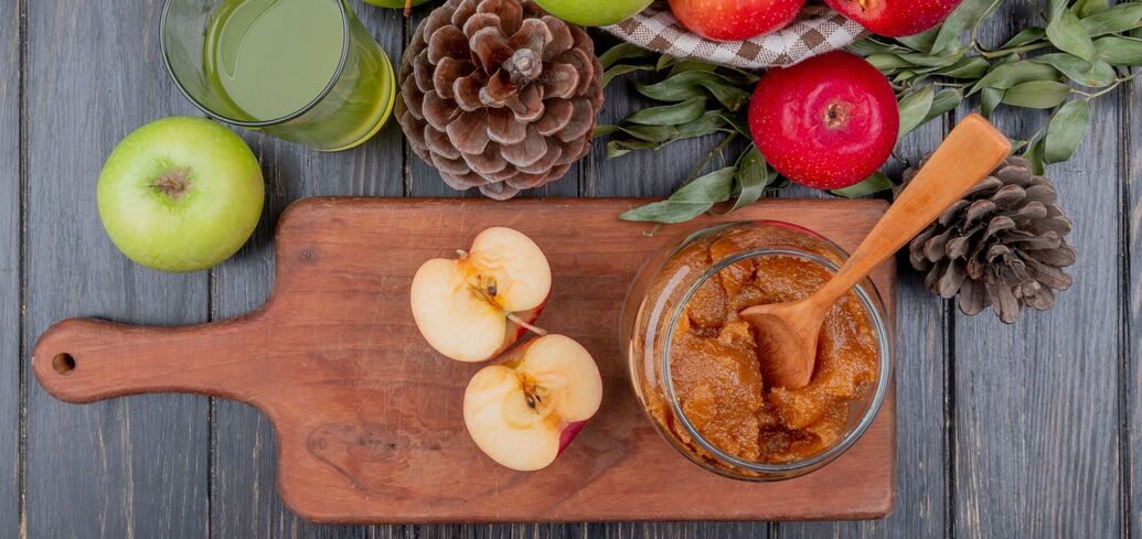 Why add vinegar to apple jam and how to cook it in the oven
