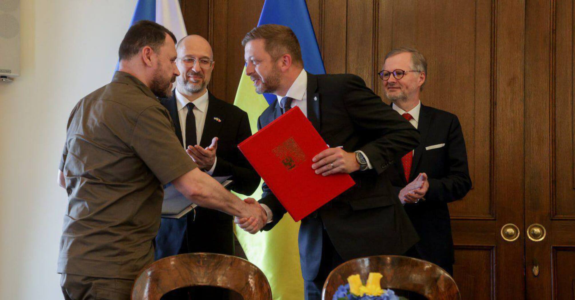 Ukraina podpisuje umowę z Czechami o zwalczaniu przestępczości: co przewiduje