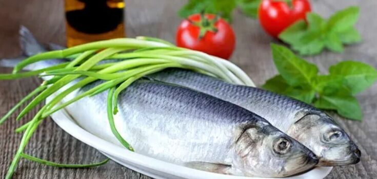 How to quickly clean herring