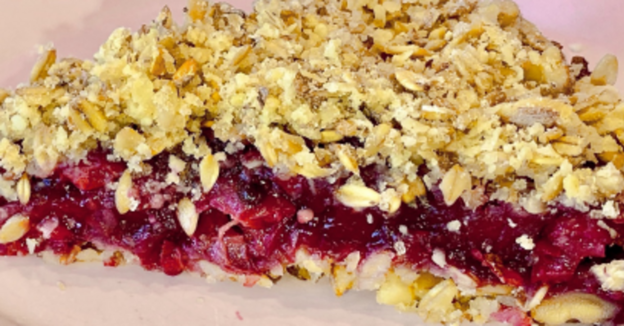 Cherry pie with oatmeal and nuts: how to make a delicious dessert in no time