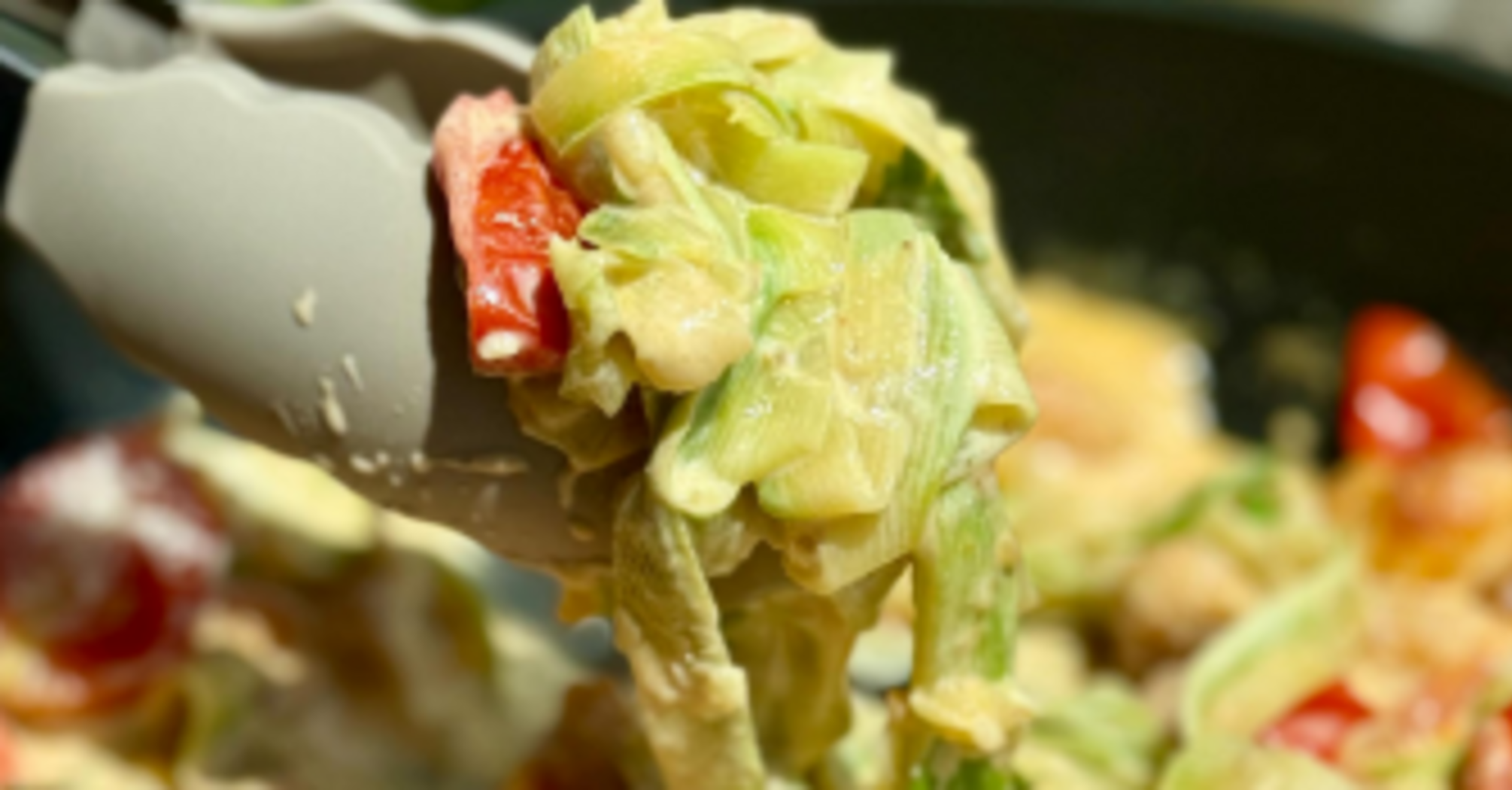 The most delicious zucchini pasta: cooked in 15 minutes and does not harm the figure