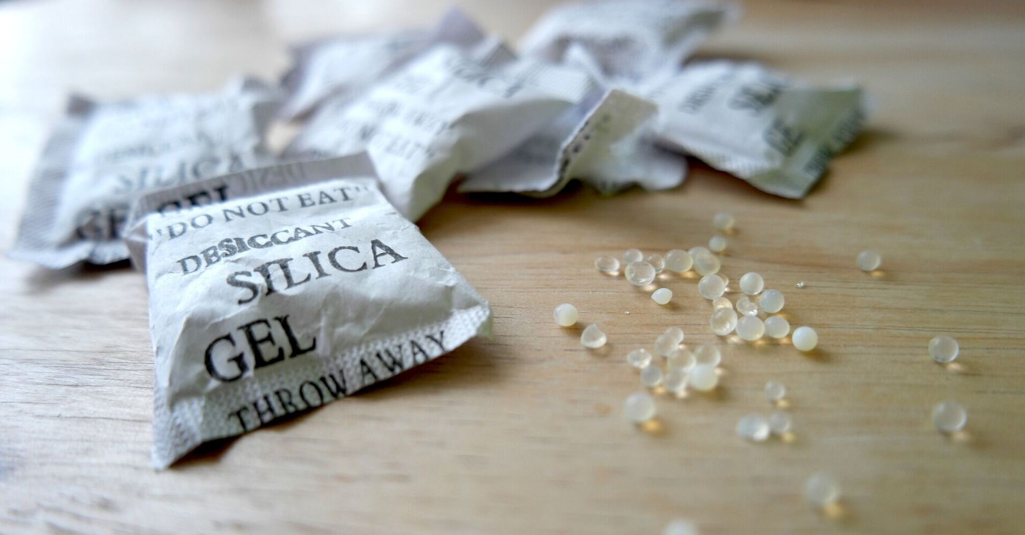 Can be useful around the house: how to use silica gel sachets