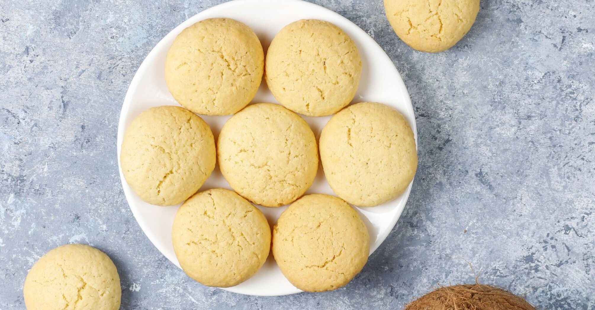 The easiest coconut cookies that don't take much time to prepare