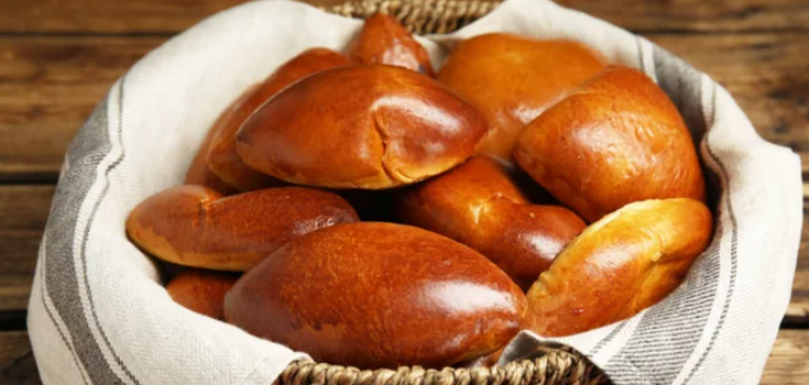 Pies with jam, like in childhood: the most delicious homemade pastries