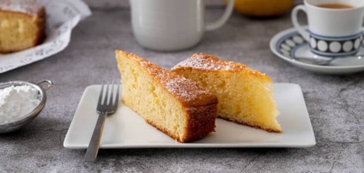 Flour-free pie: what to add to the simplest pastry for tea
