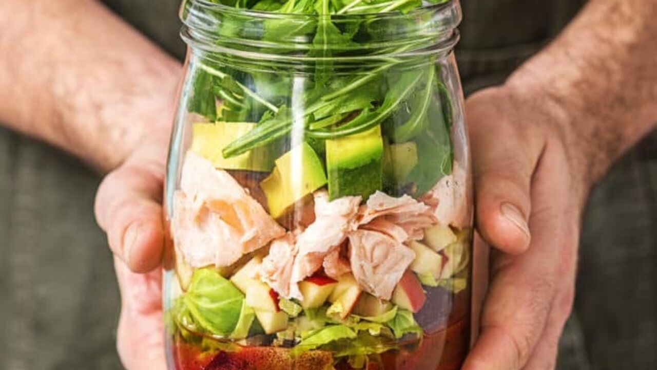 Delicious vegetable and mushroom salad for the winter: what to fill with, besides the classic marinade