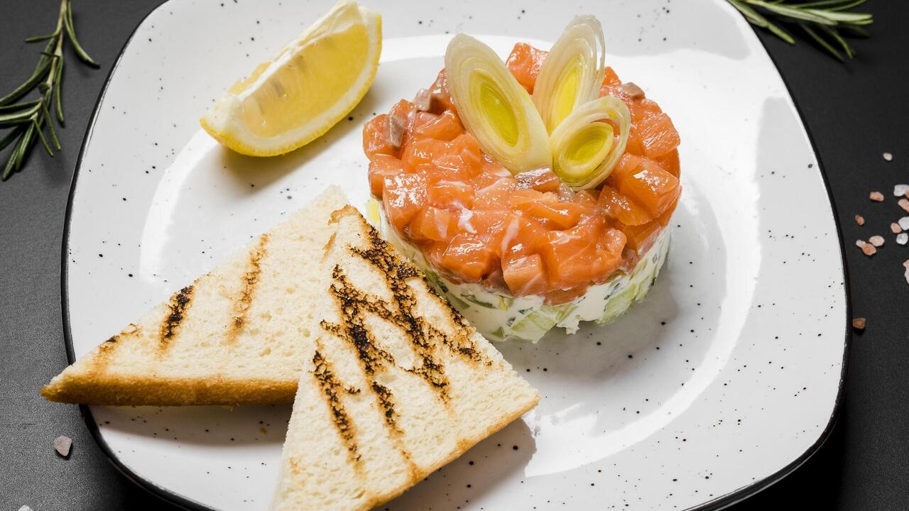 Homemade red fish and mango tartare: better than in a restaurant