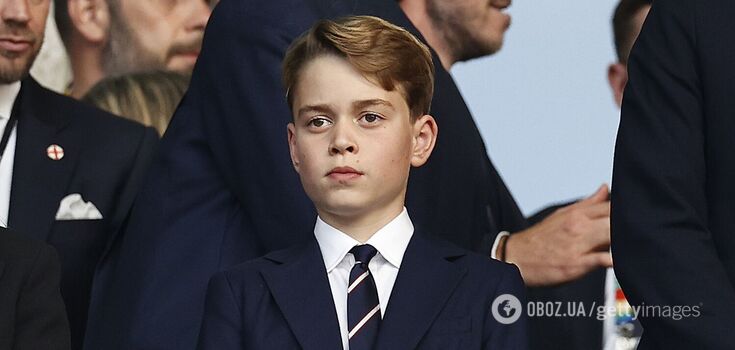 Cropped hands: a hidden detail spotted in Prince George's portrait for his 11th birthday