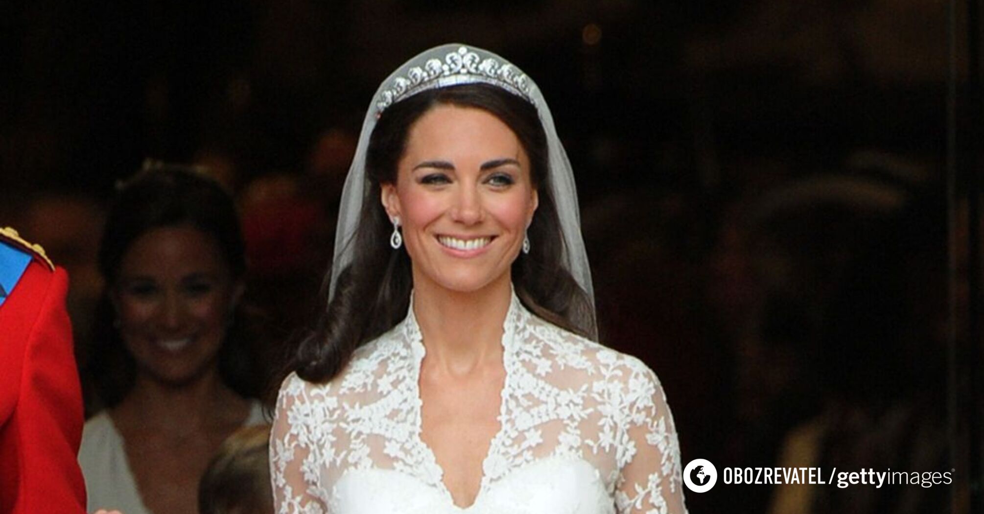 Tylko 300 osób ją widziało: jak wyglądała druga suknia ślubna Kate Middleton. Zdjęcia i wideo