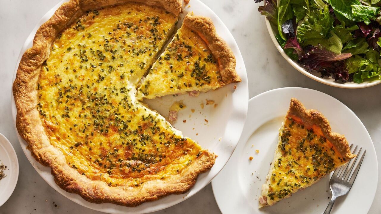 How to prepare zucchini quiche: the perfect dish for a hearty lunch