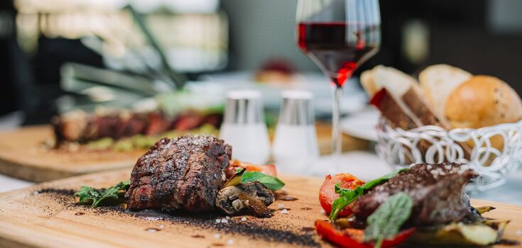 Expert names red wine perfect for steaks