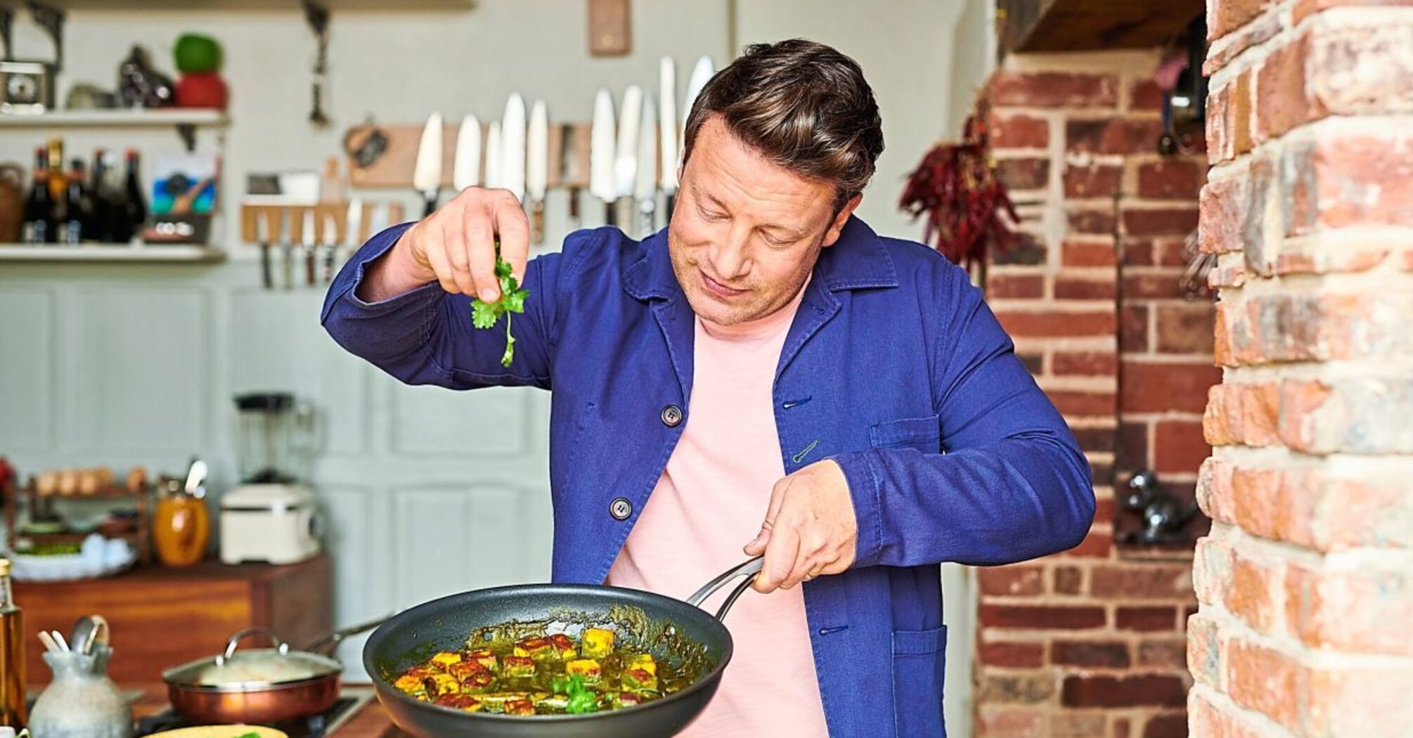 Never throw away this ingredient: the star chef warned housewives against a culinary mistake