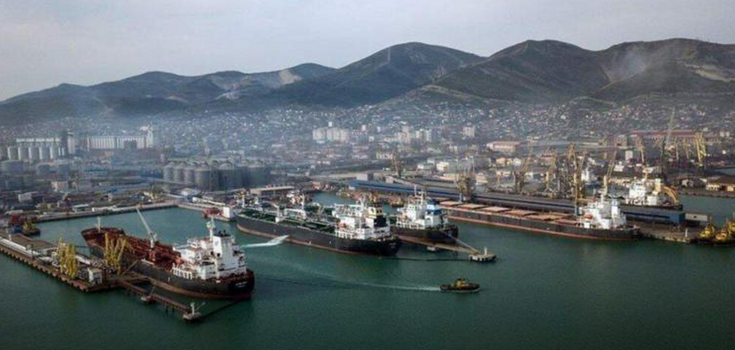Novorossiysk port suffered drone attack this morning: locals reported powerful explosions. Video